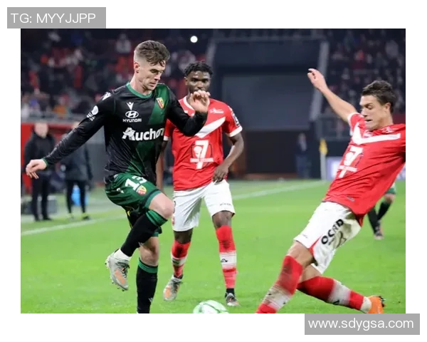 重庆网球队在世锦赛积分榜上以51分稳居第一名展现强劲实力